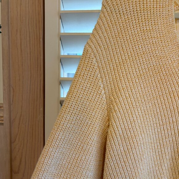 Oversized yellow knit sweater - Picture 3 of 5